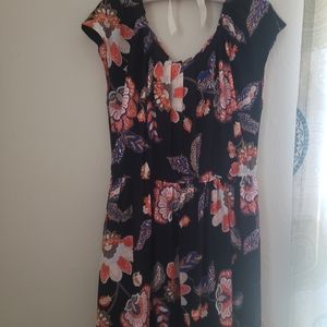 Lauren Conrad sz L Black Short Sleeve Dress